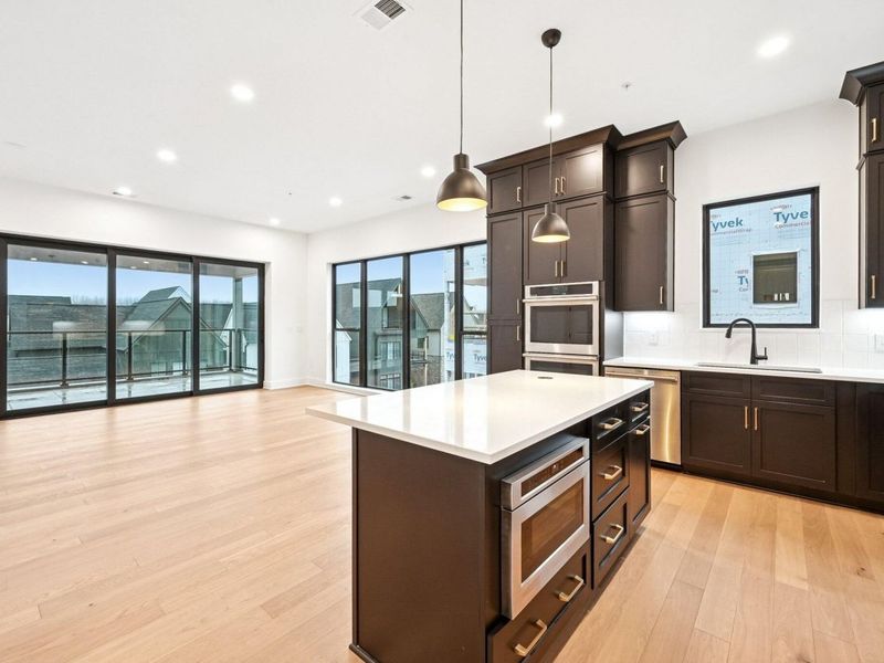 2867 Kobuk Drive , Unit 301, Columbus, OH 43228 Photo 11