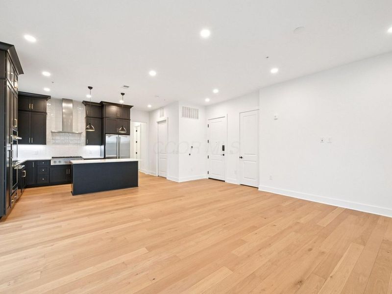 2867 Kobuk Drive , Unit 301, Columbus, OH 43228 Photo 13