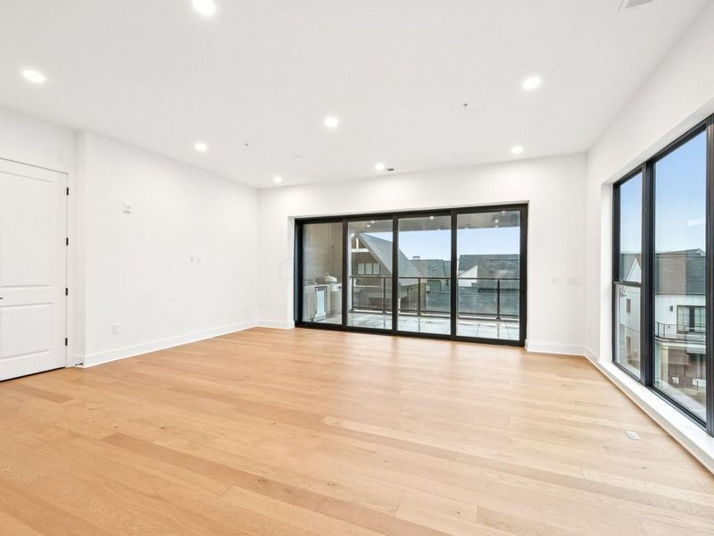 2867 Kobuk Drive , Unit 301, Columbus, OH 43228 Photo 17