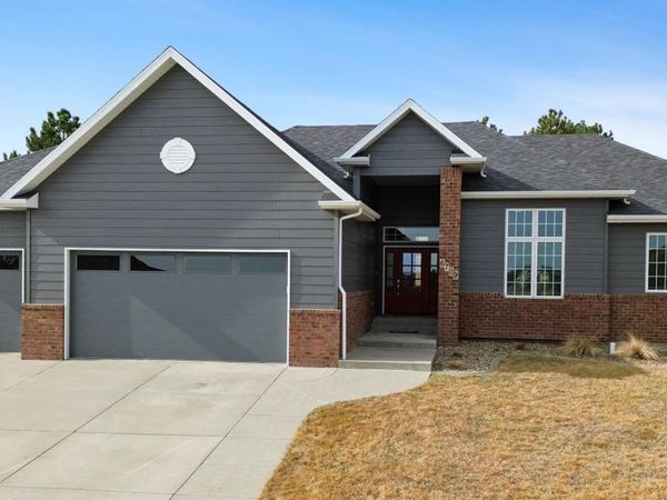 6709 MUIRFIELD DR, Rapid City, SD 57702