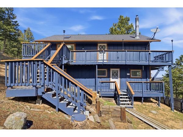 910 Chute Rd, Golden, CO 80403