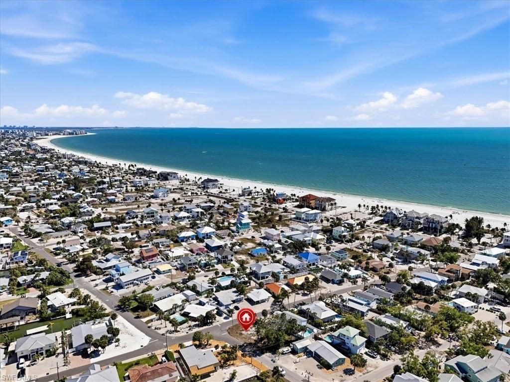 245 Madison Ct, Fort Myers Beach, FL 33931 Photo