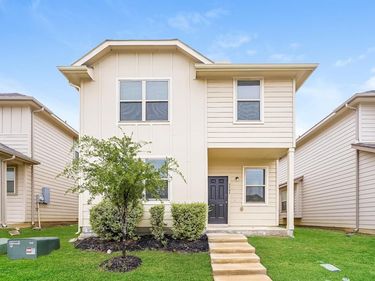 5505 Shore Point Trail, Fort Worth, TX 76119