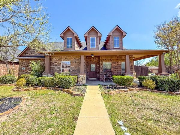 100 Timbershade Drive , Red Oak, TX 75154