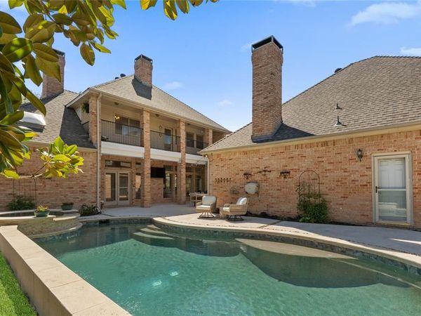 819 Hills Creek Drive, McKinney, TX 75072