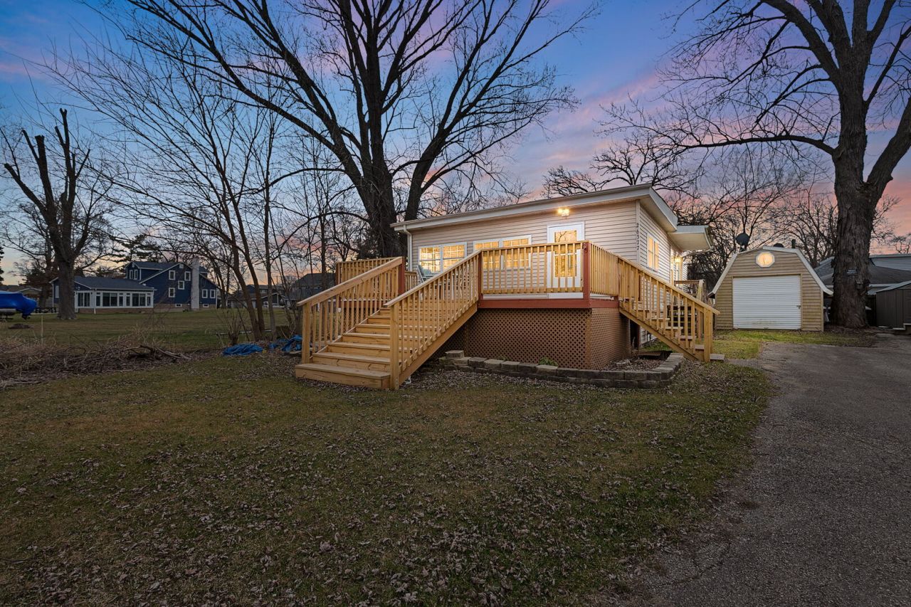 26377 W Marie Avenue, Antioch, IL 60002 Main Photo