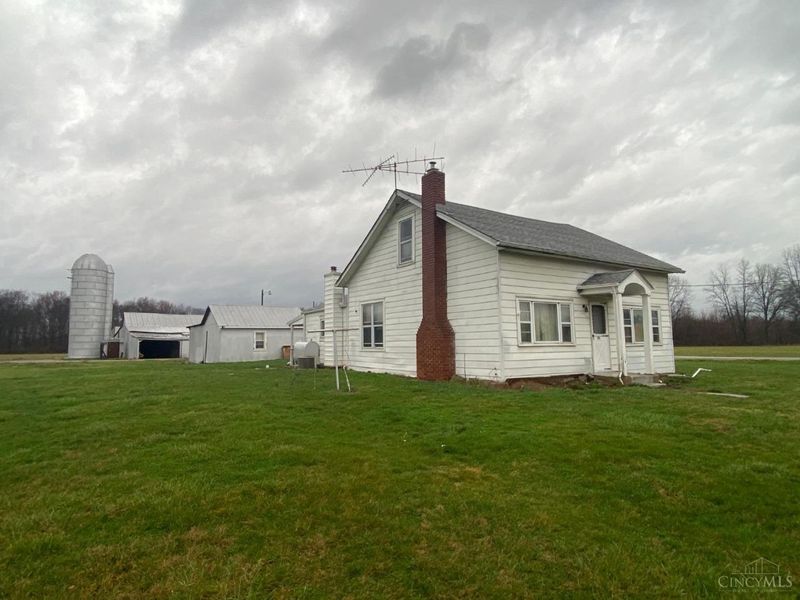 8691 Luck Street, Pleasant Plain, OH 45162 Photo 20