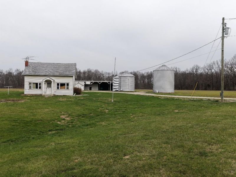 8691 Luck Street, Pleasant Plain, OH 45162 Photo 5