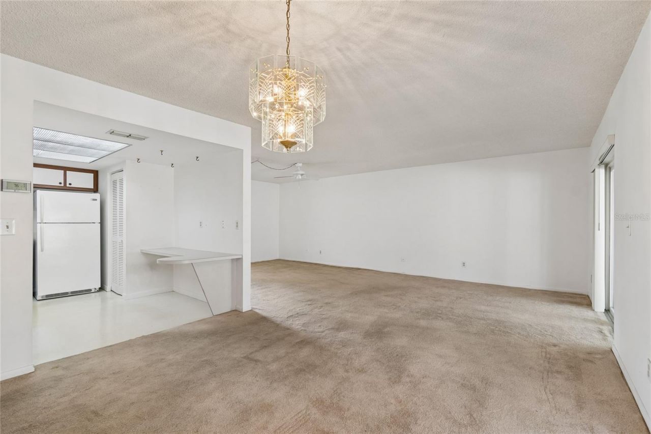 3280 37th Way S, Unit B, Saint Petersburg, FL 33711 Photo