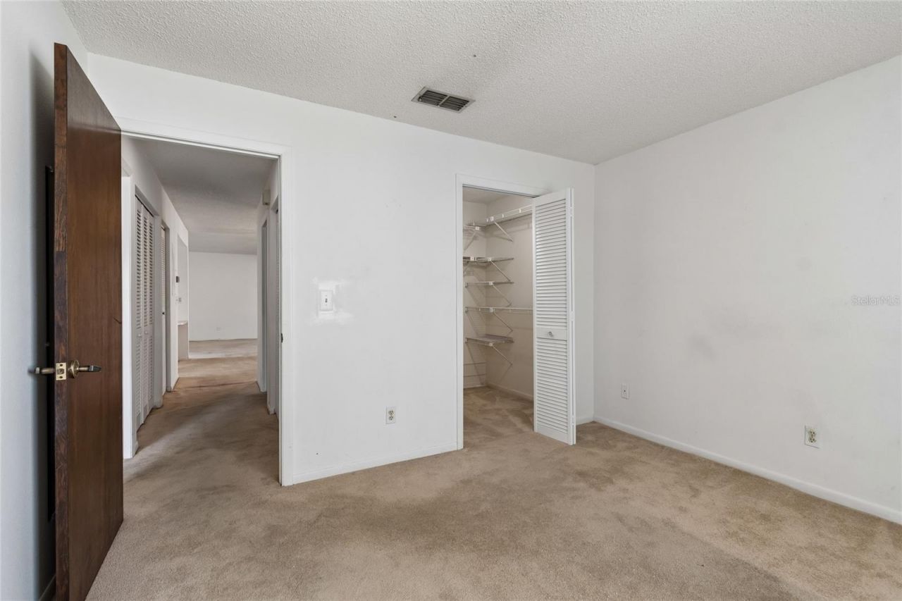 3280 37th Way S, Unit B, Saint Petersburg, FL 33711 Photo