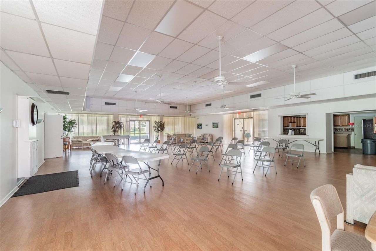 3280 37th Way S, Unit B, Saint Petersburg, FL 33711 Photo