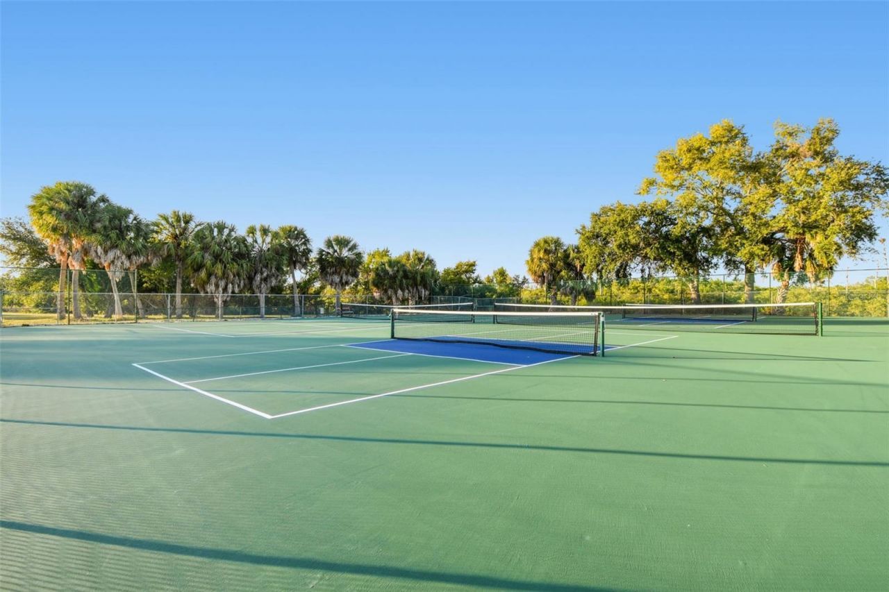 3280 37th Way S, Unit B, Saint Petersburg, FL 33711 Photo