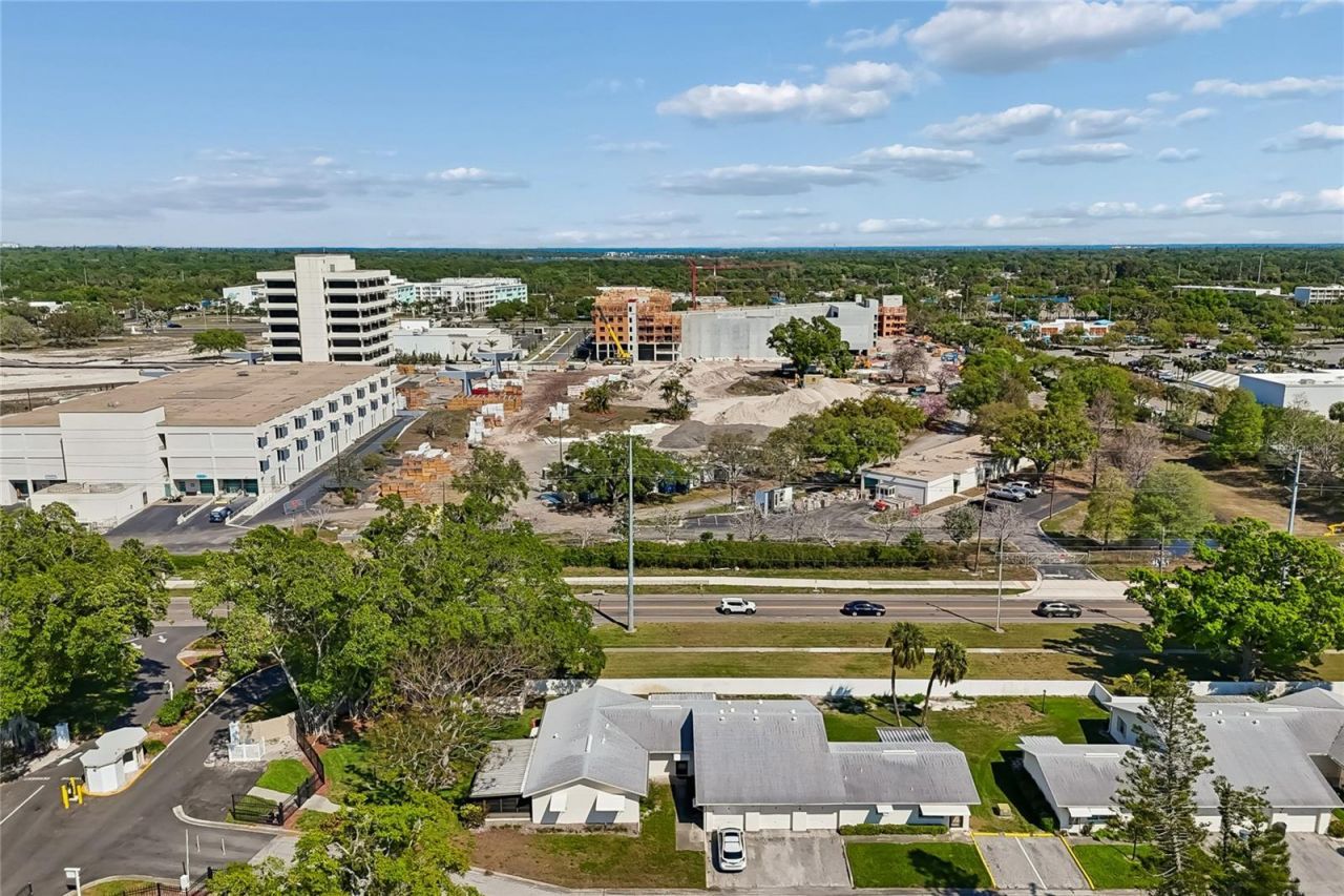 3280 37th Way S, Unit B, Saint Petersburg, FL 33711 Photo