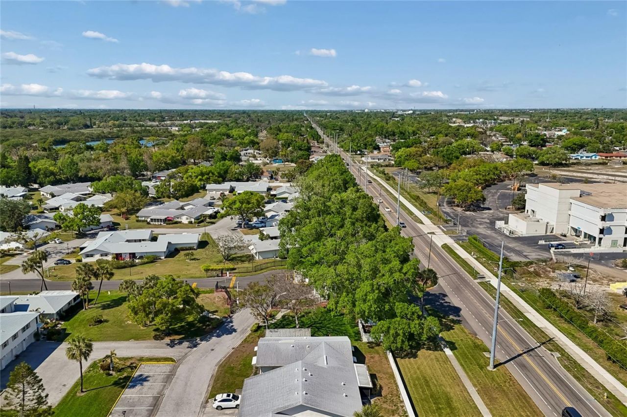 3280 37th Way S, Unit B, Saint Petersburg, FL 33711 Photo