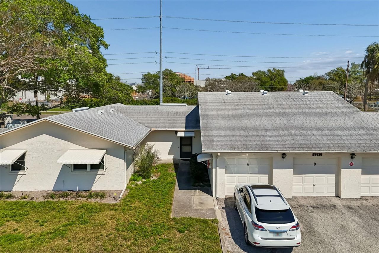 3280 37th Way S, Unit B, Saint Petersburg, FL 33711 Photo