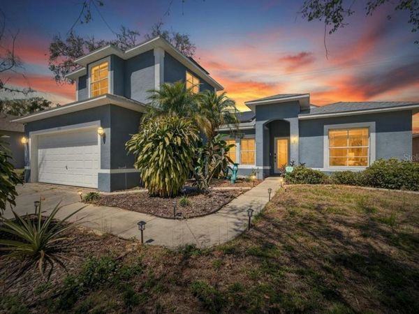 605 CYPRESS PARK AVENUE, TARPON SPRINGS, FL 34689