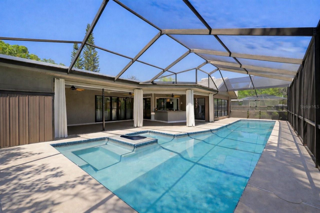 14947 Lake Forest Drive, Lutz, FL 33559 Photo