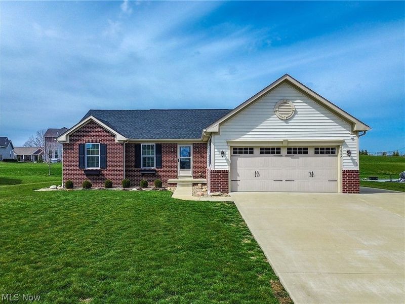 6667 Leestone Avenue NE, Canton, OH 44721 Photo 1