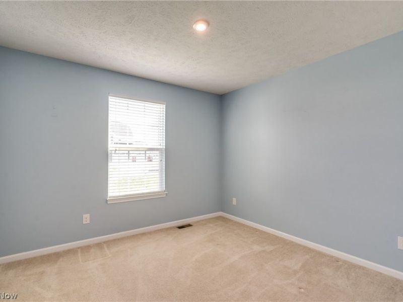 6667 Leestone Avenue NE, Canton, OH 44721 Photo 25