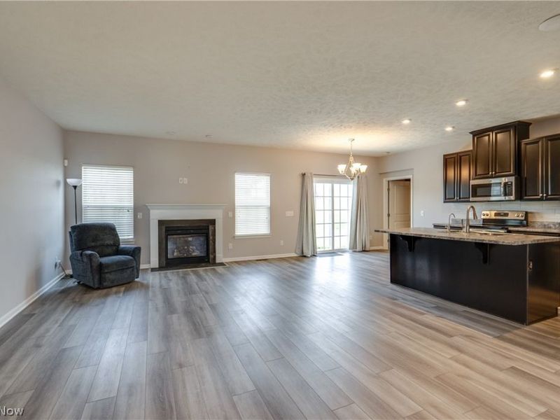 6667 Leestone Avenue NE, Canton, OH 44721 Photo 9