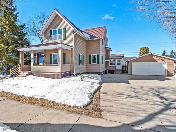 213 N FRANKLIN STREET, Oconto Falls, WI 54154