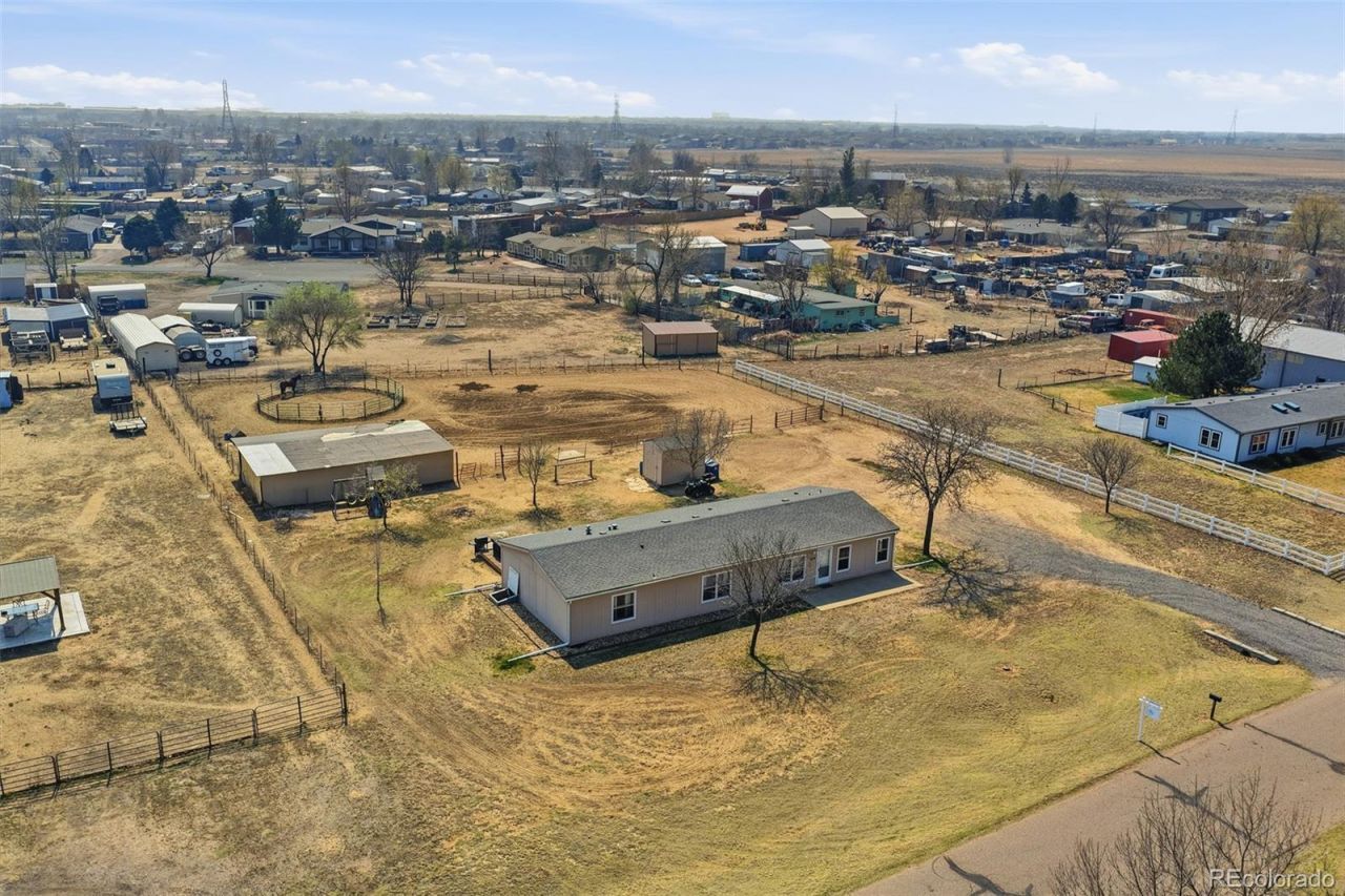 424 Zante Way, Lochbuie, CO 80603 Main Photo