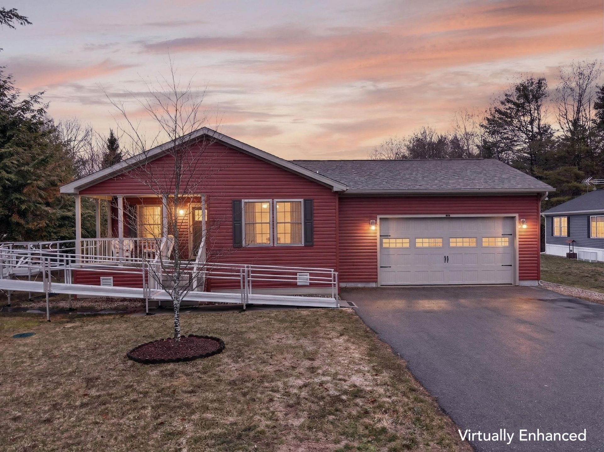 33 Sandalwood Circle Kittery, ME 03904