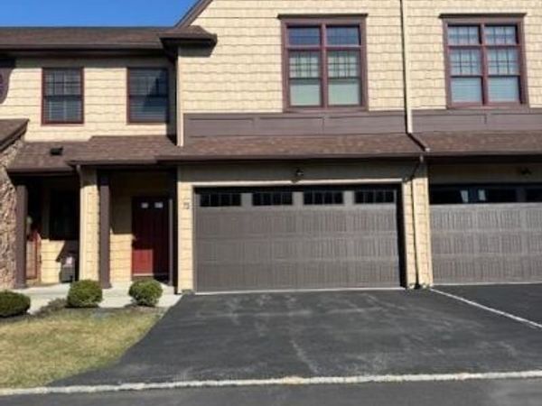 75 Jims Trail, Unit 75, Bayport, NY 11705