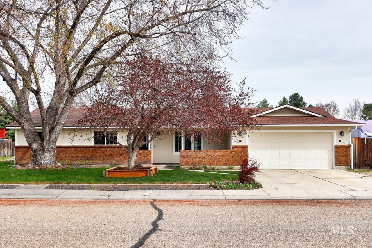 9160 W Austin St, Garden City, ID 83714 Main Photo