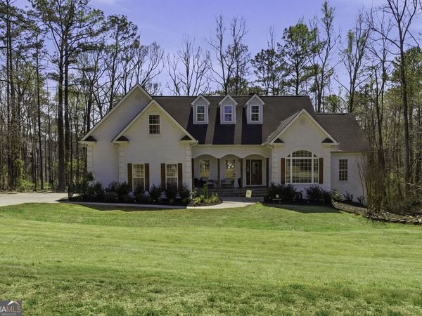 150 Longwood Lane, Newnan, GA 30263