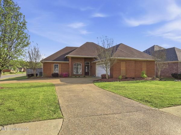 306 Red Cedar Drive, Brandon, MS 39047