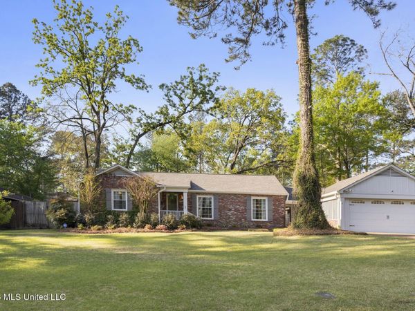 147 Highland Circle, Jackson, MS 39211