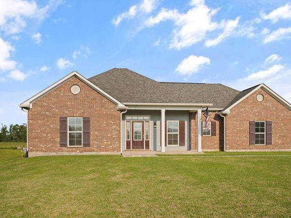13447 Sugar Estates Street, Vacherie, LA 70090
