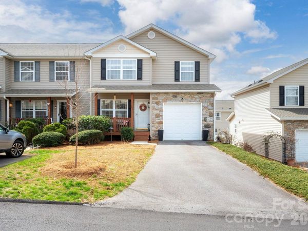 107 Loch Haven Road , Swannanoa, NC 28778