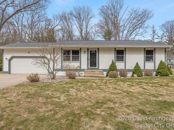 2972 W Fruitport Road, Fruitport, MI 49415