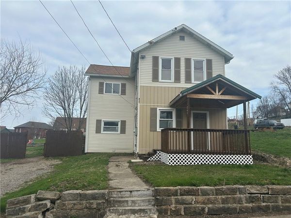 241 E Fairview Ave, Connellsville, PA 15425