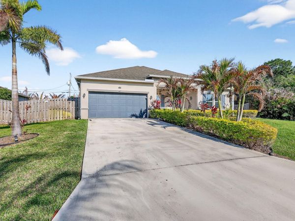 4617 SW Keats Street, Port St. Lucie, FL 34953