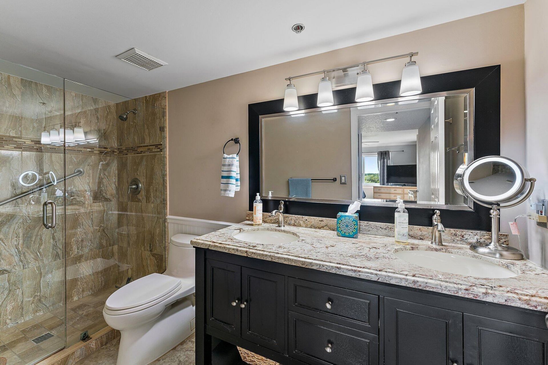 275 Palm Avenue, Unit C402, Jupiter, FL 33477 Photo