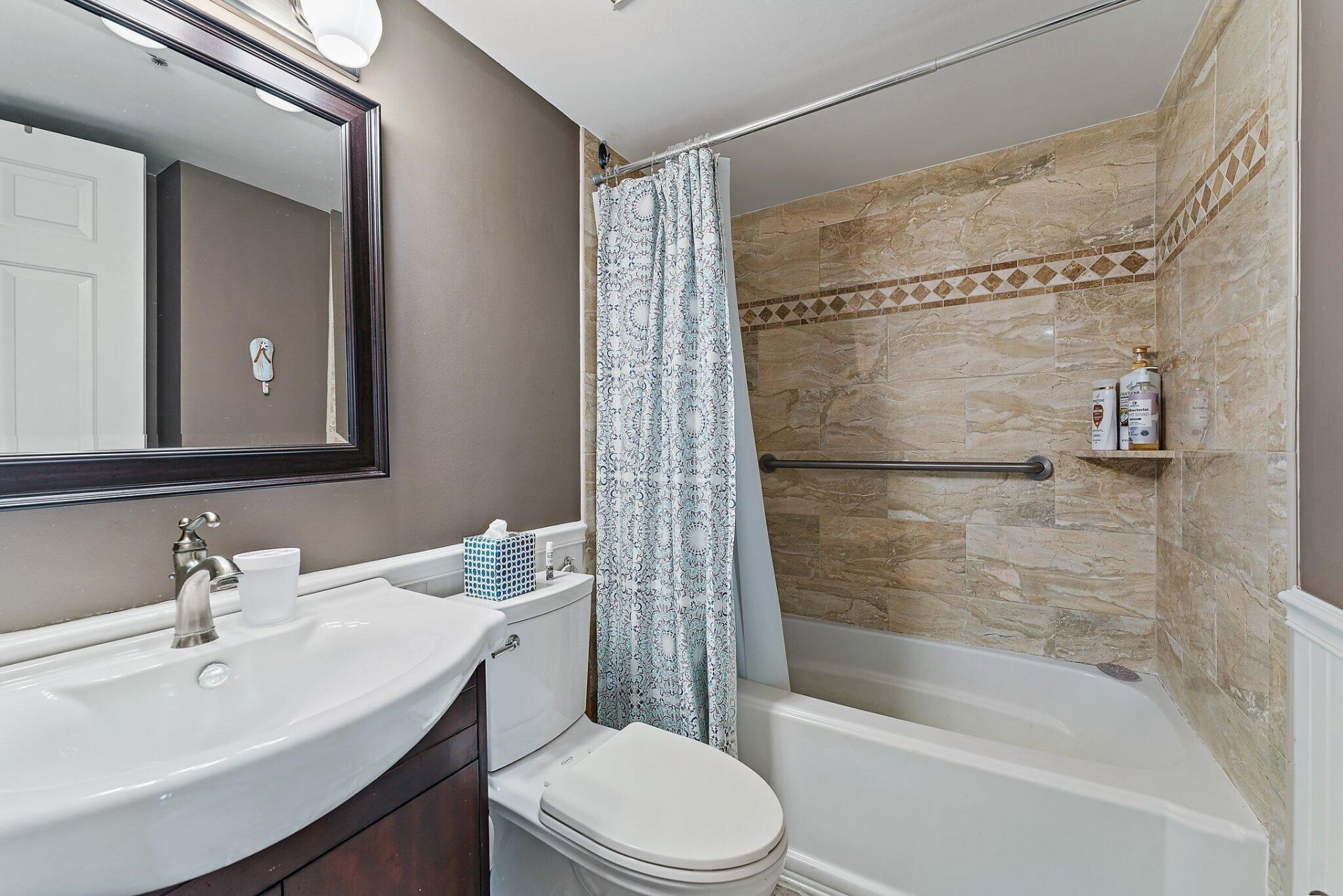 275 Palm Avenue, Unit C402, Jupiter, FL 33477 Photo