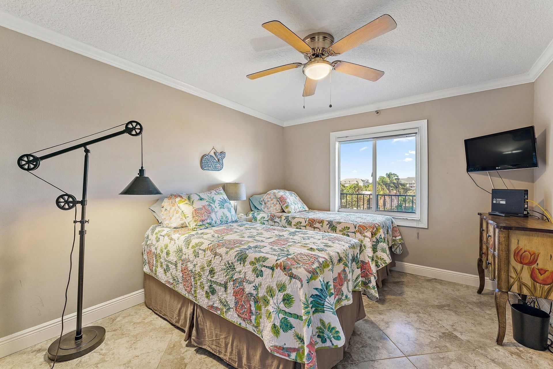 275 Palm Avenue, Unit C402, Jupiter, FL 33477 Photo