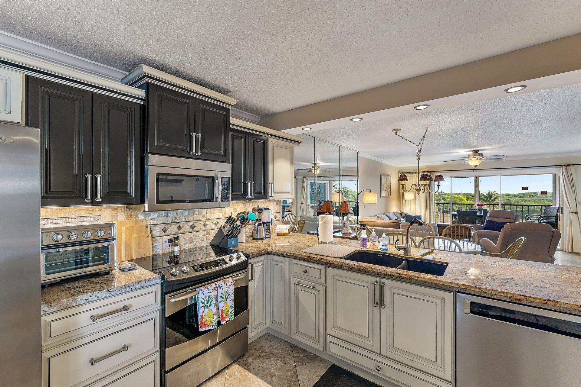275 Palm Avenue, Unit C402, Jupiter, FL 33477 Photo