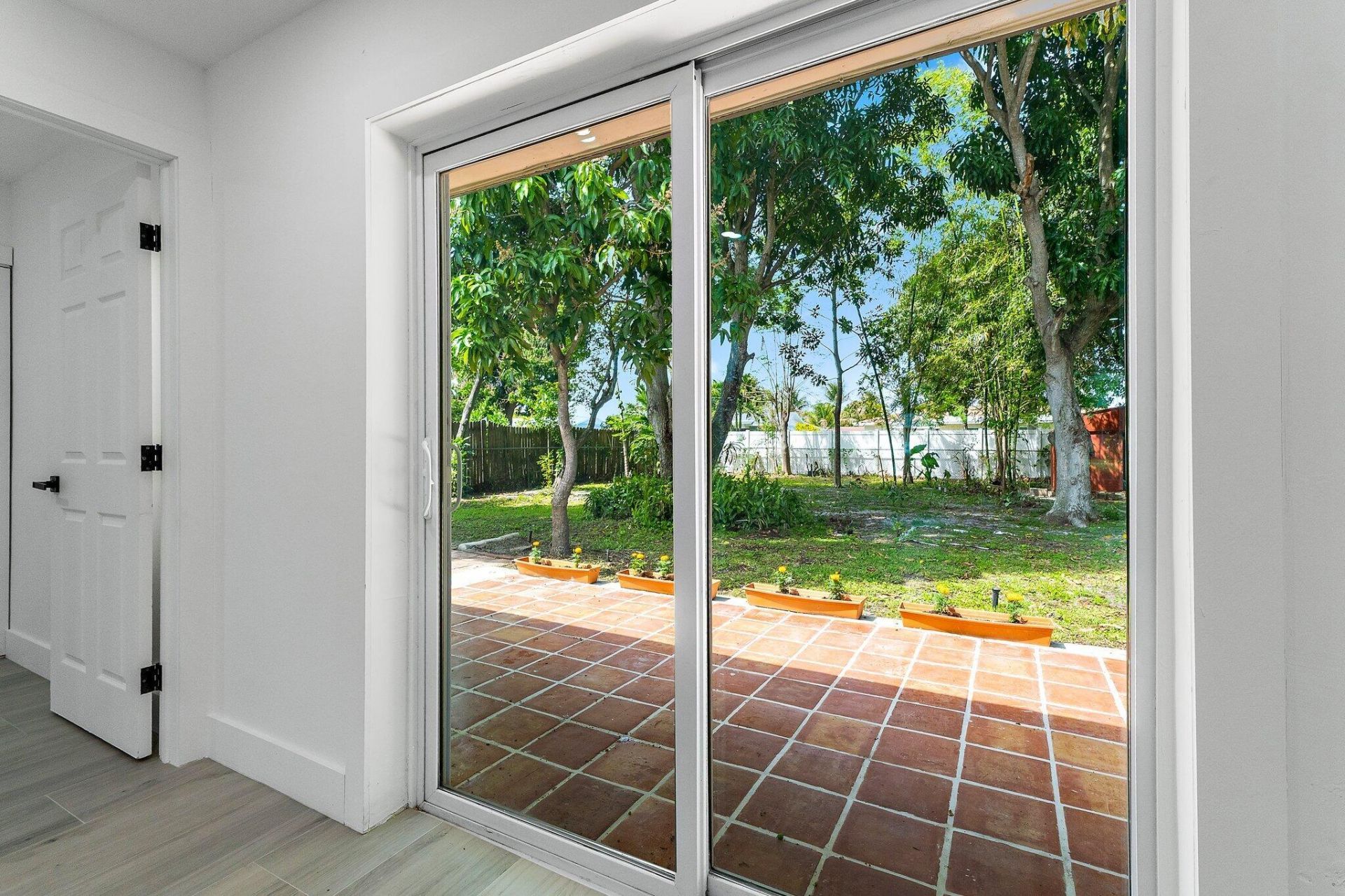 425 Greenbriar Drive, Lake Park, FL 33403 Photo