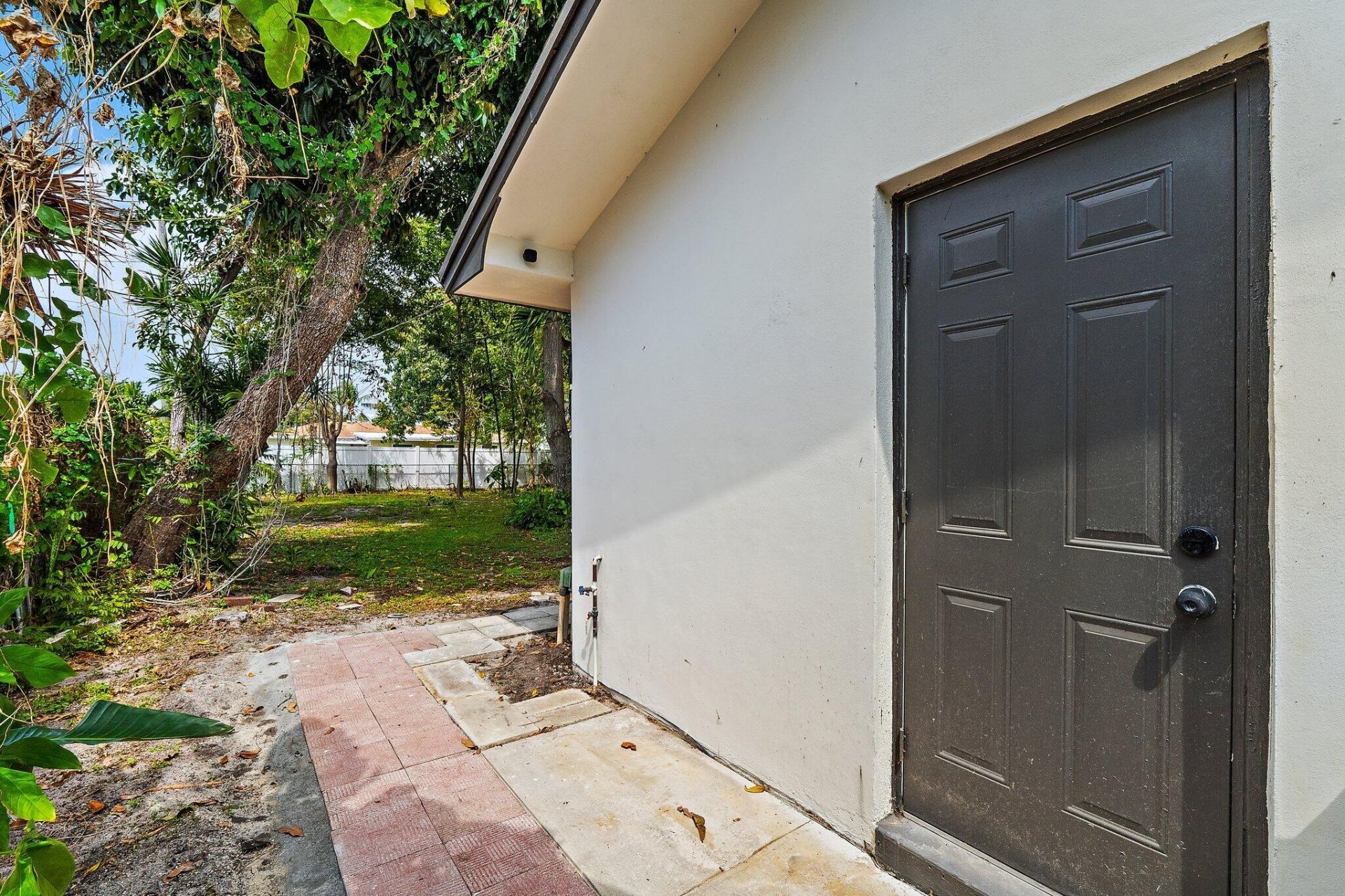 425 Greenbriar Drive, Lake Park, FL 33403 Photo