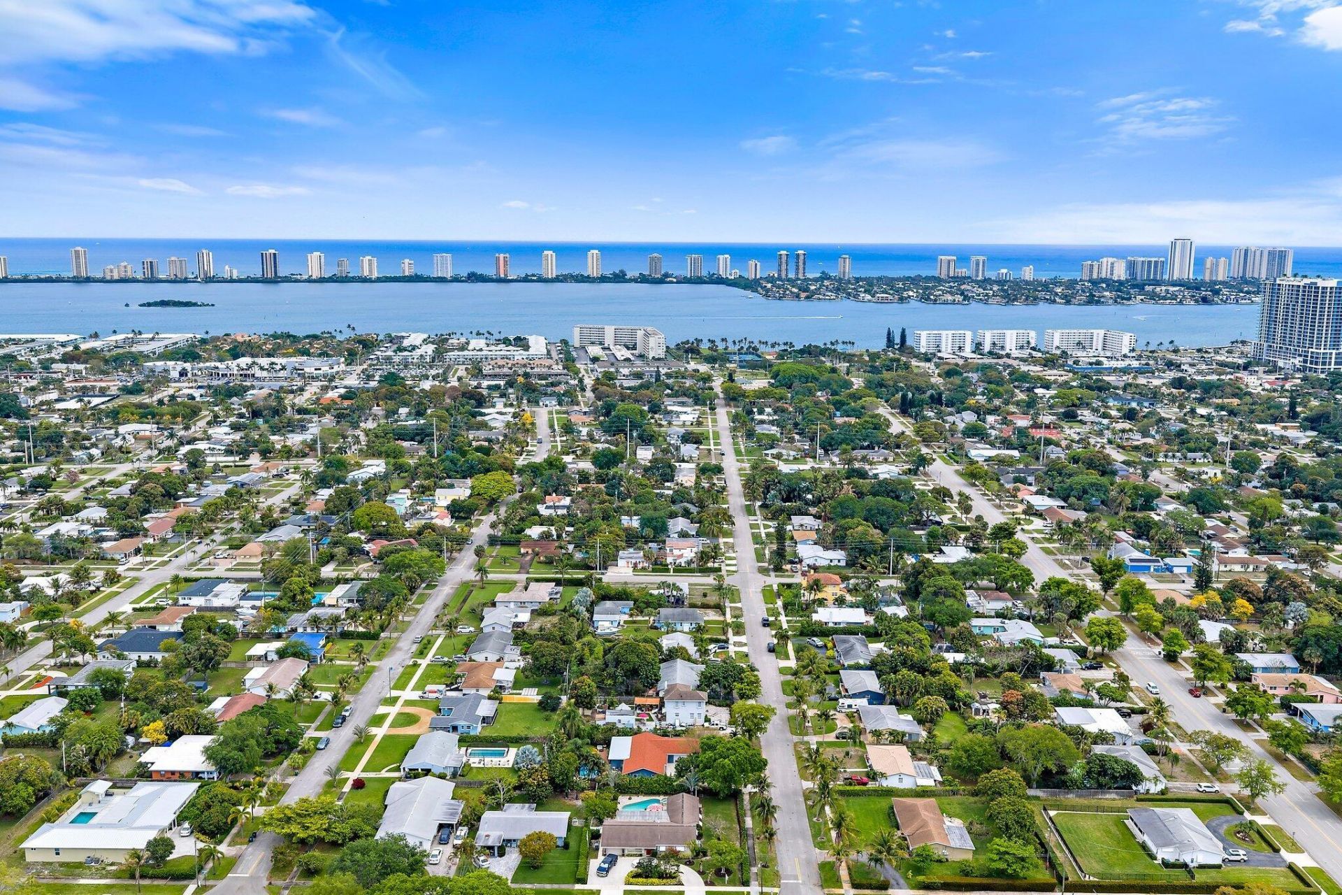 425 Greenbriar Drive, Lake Park, FL 33403 Photo