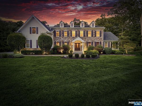 28 Arbor Road, NORTH CALDWELL, NJ 07006