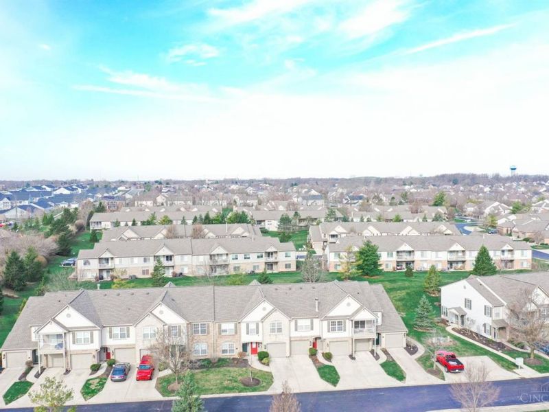 5837 Southwater Drive, Mason, OH 45040 Photo 3