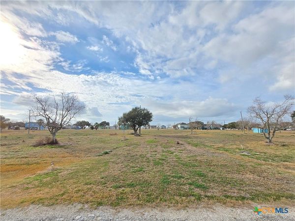 125 Stovall Drive , Palacios, TX 77465