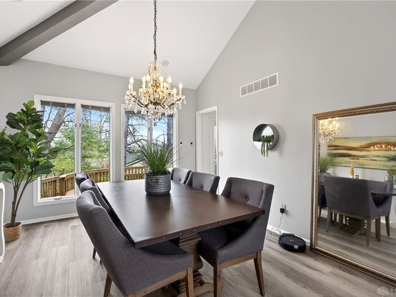 6425 Woodacre Court, Clayton, OH 45322 Photo 18