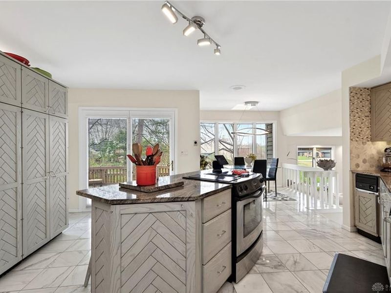 6425 Woodacre Court, Clayton, OH 45322 Photo 27