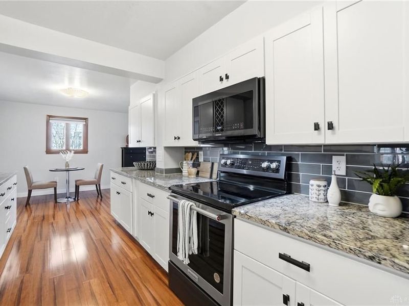 306 East Drive, Oakwood, OH 45419 Photo 15